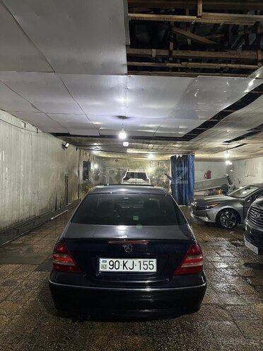 Mercedes C 200 2004, 332,000 km - 2.0 l - Bakı