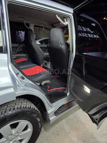 Mitsubishi Pajero 2005, 197,200 km - 3.0 l - Bakı