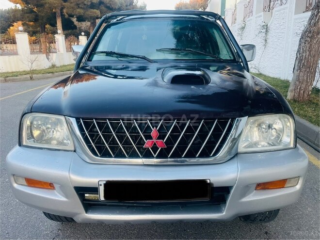 Mitsubishi L200 2004, 250,550 km - 2.5 l - Bakı