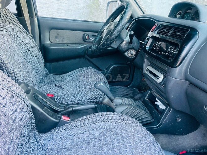 Mitsubishi L200 2004, 250,550 km - 2.5 l - Bakı