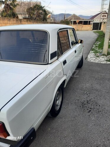 LADA (VAZ) 2107-15