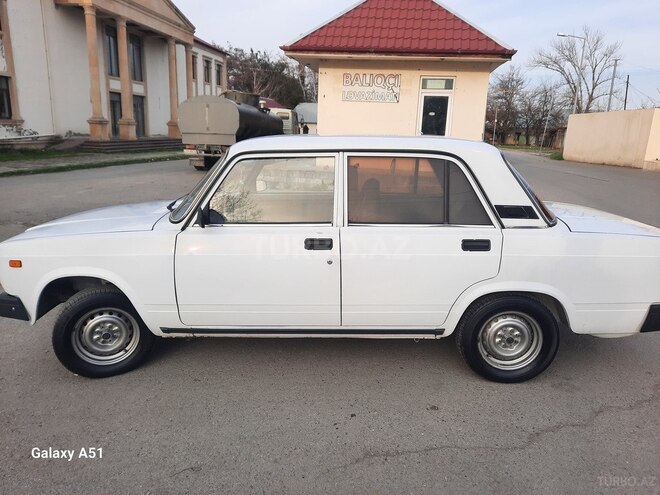 LADA (VAZ) 2107-10