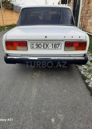 LADA (VAZ) 2107-2