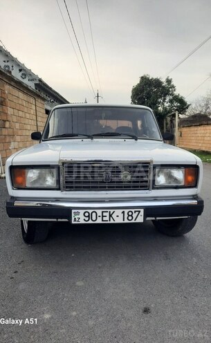LADA (VAZ) 2107-1