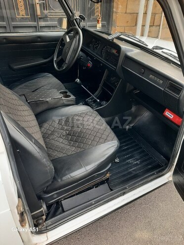 LADA (VAZ) 2107-9
