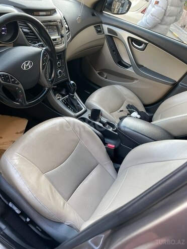 Hyundai Elantra 2014, 218,155 km - 1.8 l - Bakı