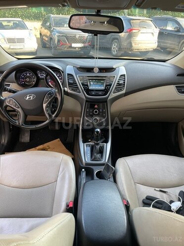 Hyundai Elantra 2014, 218,155 km - 1.8 l - Bakı