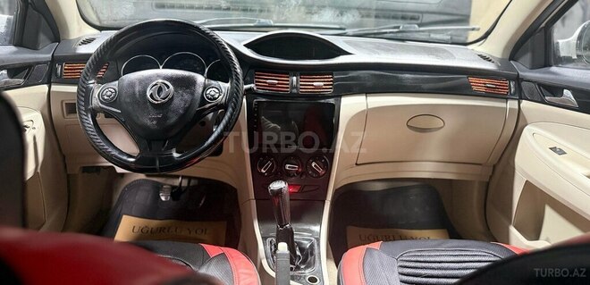 DongFeng Aeolus S30-8