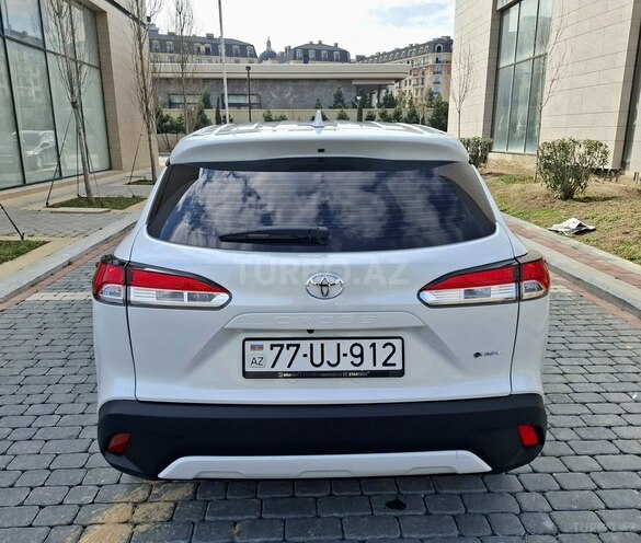 Toyota Corolla Cross 2024, 4,400 km - 2.0 л - Bakı