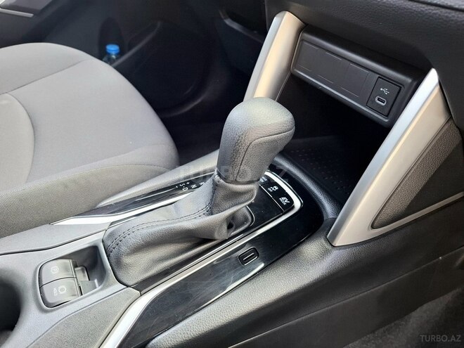 Toyota Corolla Cross 2024, 4,400 km - 2.0 л - Bakı