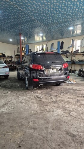 Hyundai Santa Fe 2009, 260,000 km - 2.7 л - Ordubad
