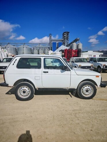 LADA (VAZ) Niva-3