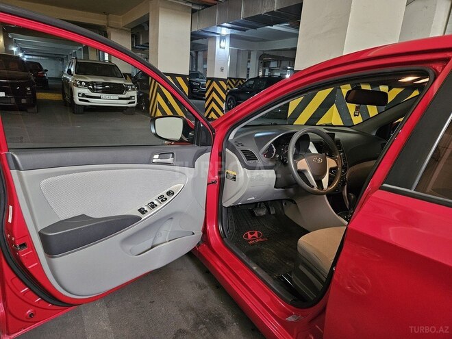 Hyundai Accent 2013, 177,000 km - 1.6 l - Bakı