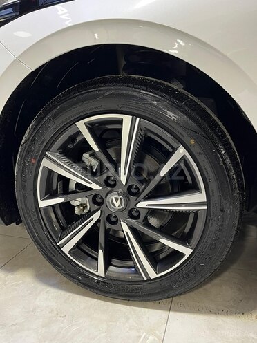 Changan Eado-7