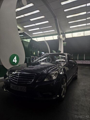 Mercedes E 350 4MATIC 2011, 177,000 km - 3.5 л - Bakı