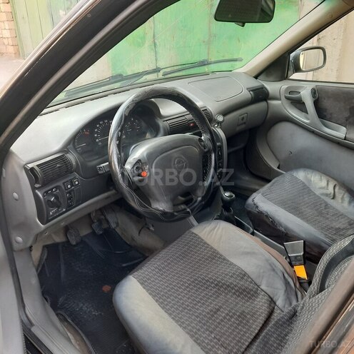 Opel Astra 1995, 248,000 km - 1.6 л - Bakı