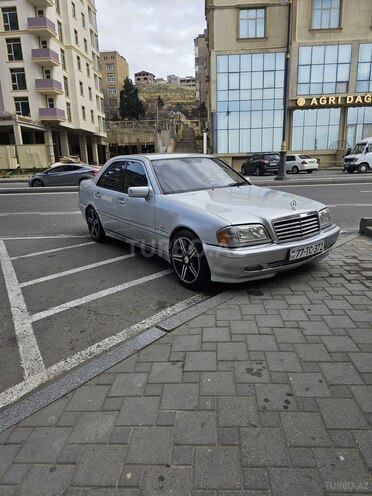 Mercedes C 240 1999, 286,000 km - 2.4 l - Bakı