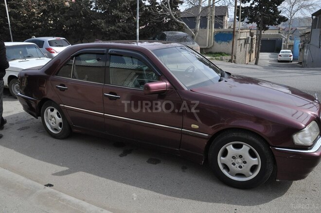 Mercedes C 180 1998, 318,000 km - 1.8 l - Bakı