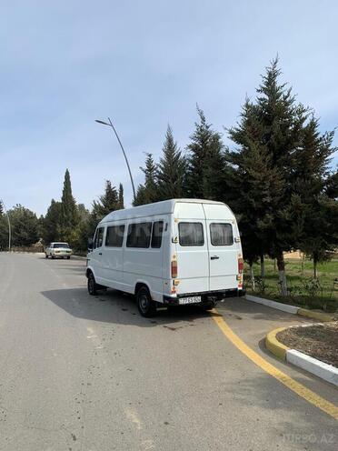 Mercedes 208 D 1994, 666,600 km - 2.3 л - Hacıqabul