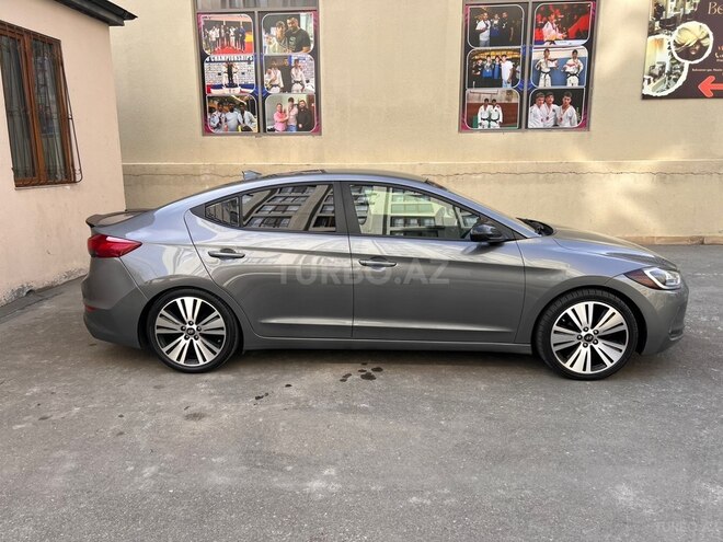 Hyundai Elantra 2018, 67,592 km - 2.0 l - Bakı