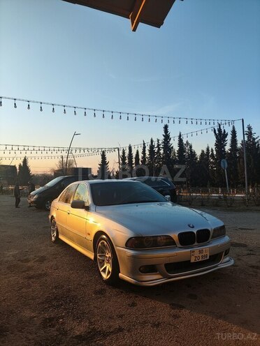 BMW 525 2001, 395,000 km - 2.5 l - Hacıqabul