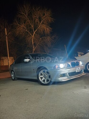 BMW 525 2001, 395,000 km - 2.5 l - Hacıqabul