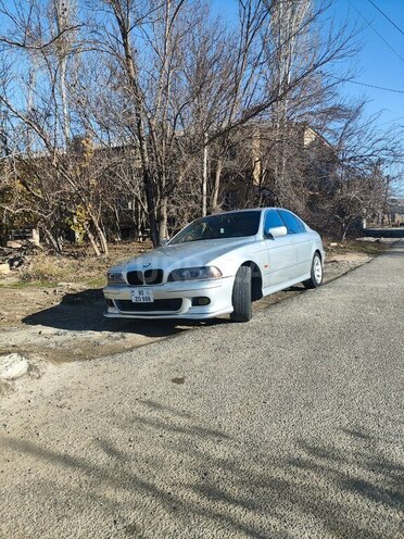 BMW 525 2001, 395,000 km - 2.5 l - Hacıqabul