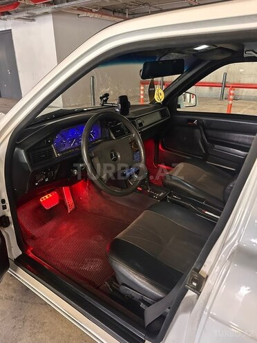 Mercedes 190 1991, 325,683 km - 2.0 l - Bakı