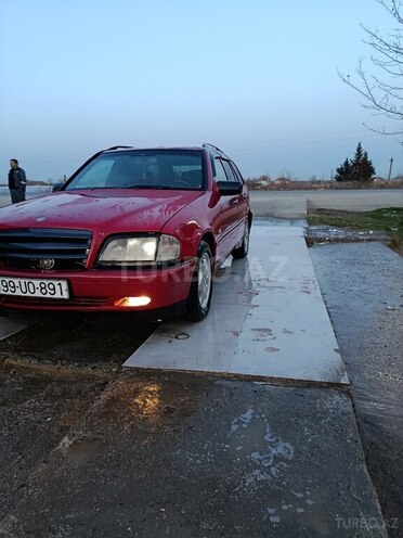 Mercedes C 220 1997, 888,500 km - 2.2 л - Salyan