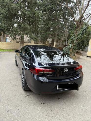 Opel Insignia-5