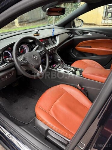 Opel Insignia-10