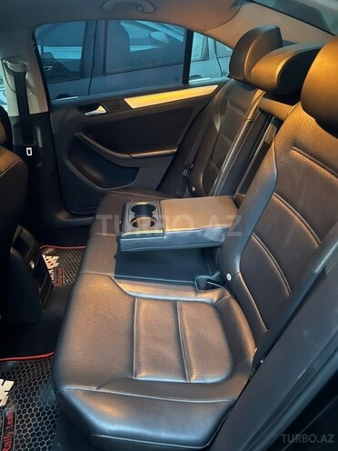 Volkswagen Jetta 2013, 217,825 km - 1.8 л - Bakı