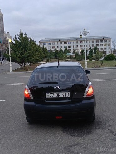 Kia Rio 2007, 227,000 km - 1.4 l - Ucar