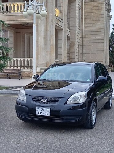 Kia Rio 2007, 227,000 km - 1.4 l - Ucar