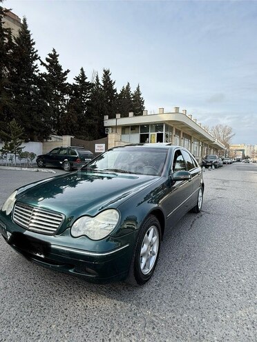 Mercedes C 240 2000, 321,500 km - 2.6 l - Bakı