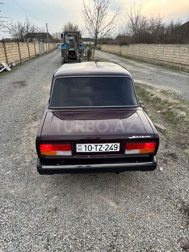 LADA (VAZ) 2107 2000, 25,000 km - 1.6 l - Salyan