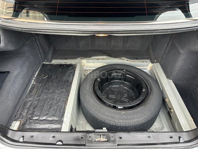 Mercedes E 240 2000, 377,700 km - 2.4 l - Saatlı