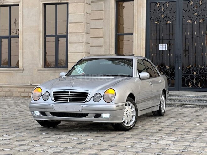Mercedes E 240 2000, 377,700 km - 2.4 l - Saatlı