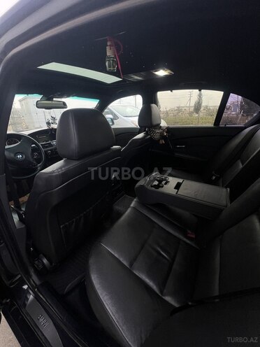 BMW 525 2006, 310,000 km - 2.5 л - Bakı
