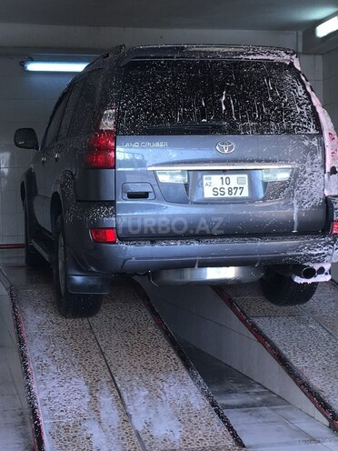 Toyota Land Cruiser Prado-5