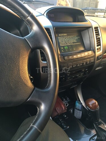Toyota Land Cruiser Prado-8
