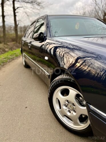 Mercedes E 240 1999, 266,500 km - 2.4 л - Masallı