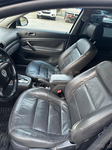 Volkswagen Passat 2004, 302,000 km - 1.8 l - Bakı