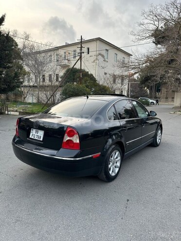 Volkswagen Passat 2004, 302,000 km - 1.8 l - Bakı