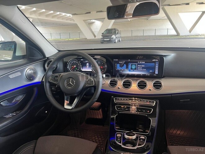 Mercedes E 220 d 2018, 187,800 km - 2.0 l - Bakı
