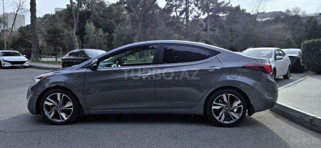 Hyundai Elantra 2015, 105,364 km - 1.8 l - Bakı