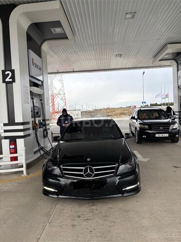 Mercedes C 250 2012, 184,000 km - 1.8 л - Tovuz