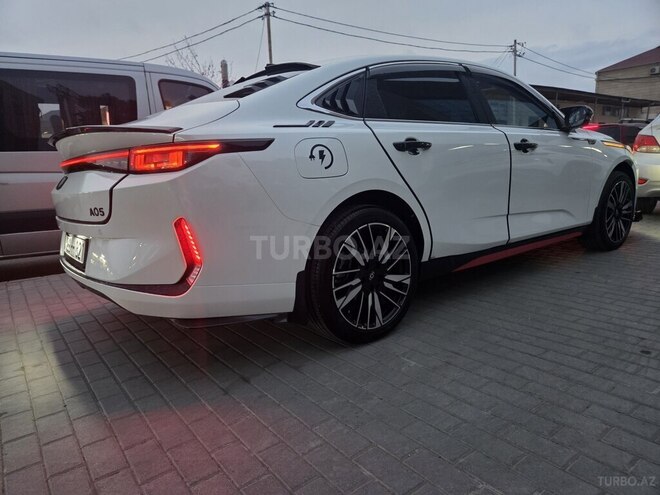 Changan Qiyuan A05-4