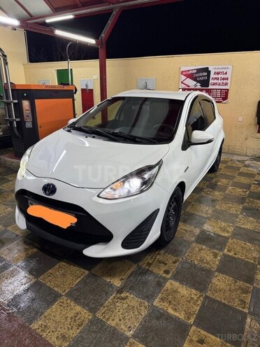 Toyota Aqua 2017, 220,000 km - 1.5 l - Gəncə