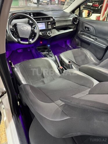 Toyota Aqua 2017, 220,000 km - 1.5 l - Gəncə